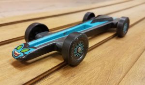 Maximum Velocity Pinewood Car Kit | Includes BSA Speed Wheels, Speed Axles,  Graphite & Tungsten Weight | Wing Car Derby Car Kit